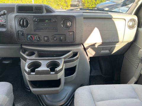 2013 Ford E-Series