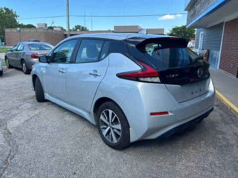 2022 Nissan LEAF S PLUS