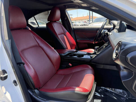 2022 Lexus IS 300