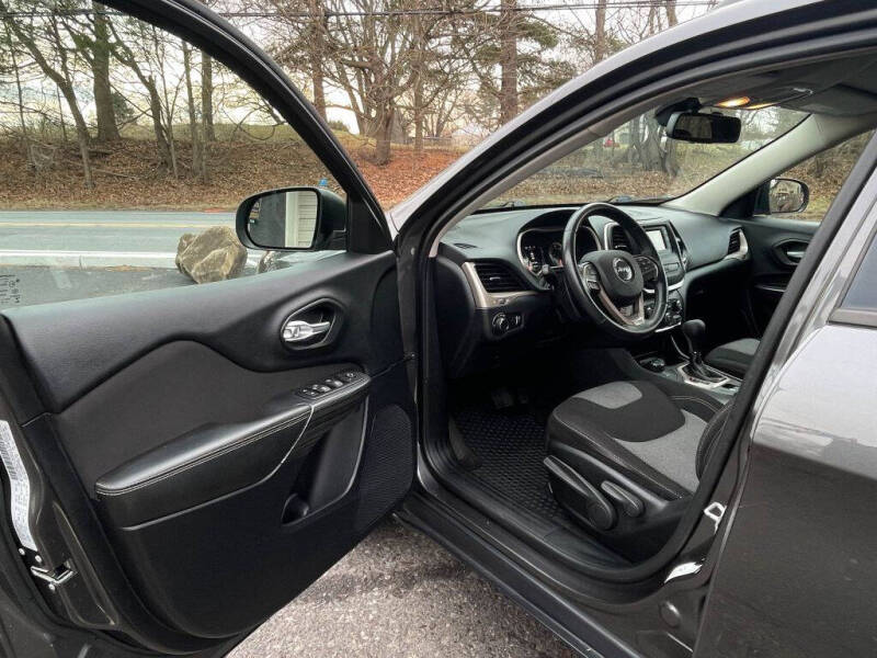 2016 Jeep Cherokee Sport Altitude