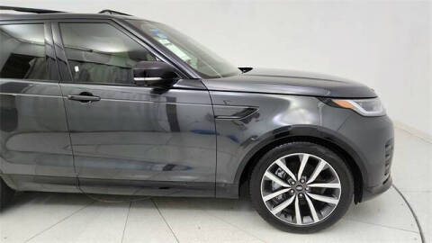 2024 Land Rover Discovery P300 Dynamic SE