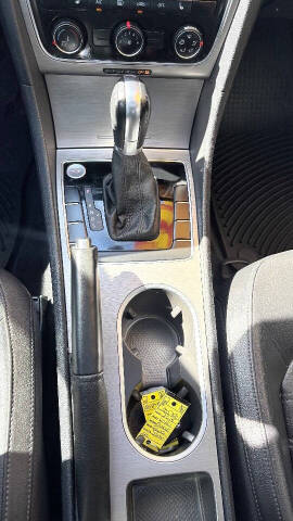 2015 Volkswagen Passat 1.8T SE