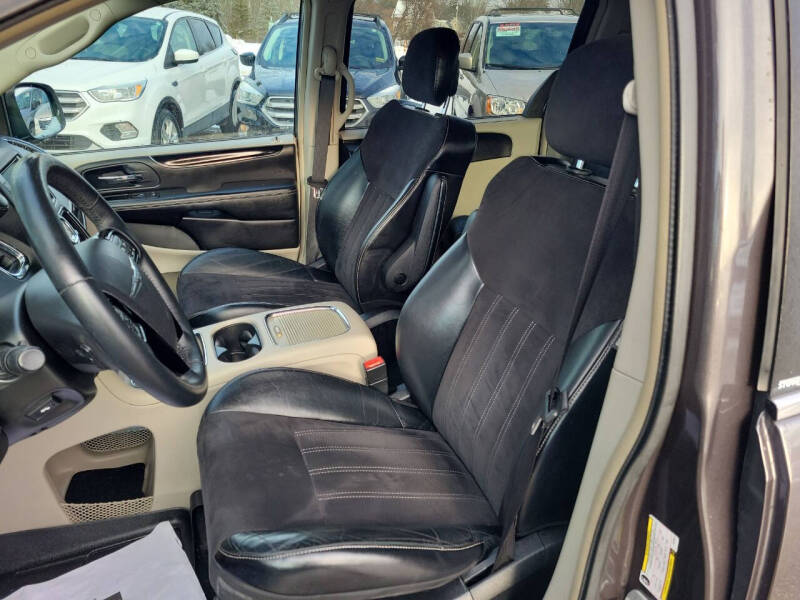 2014 Chrysler Town and Country 30th Anniversary