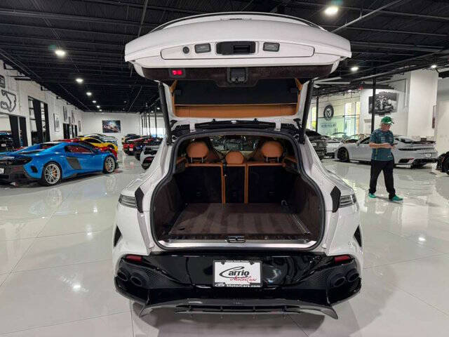 2023 Aston Martin DBX 707