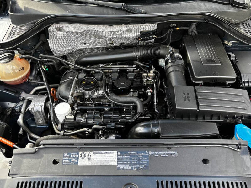 2010 Volkswagen Tiguan S 4Motion