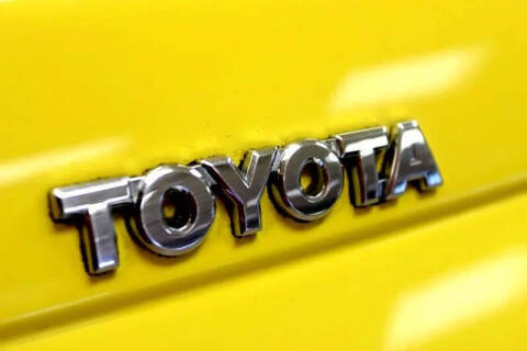 2004 Toyota MR2 Spyder