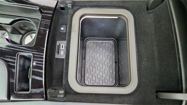 2023 Cadillac Escalade-V