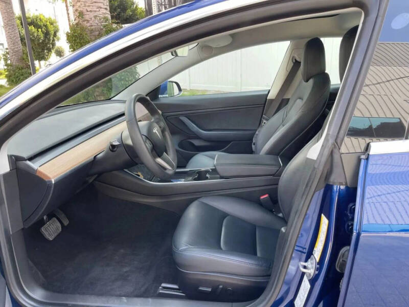 2019 Tesla Model 3 Mid Range