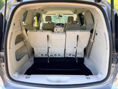 2021 Chrysler Pacifica Touring L
