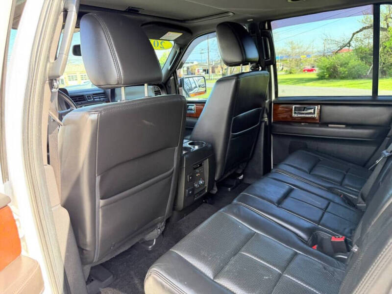 2014 Lincoln Navigator