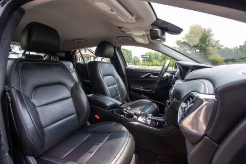 2017 Infiniti QX30 Luxury