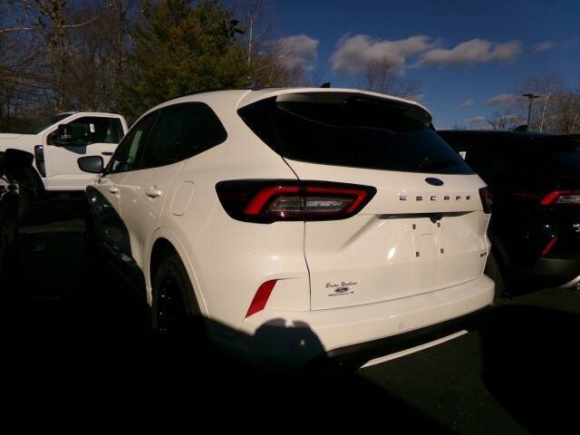 2026 Ford Escape ST-Line Elite