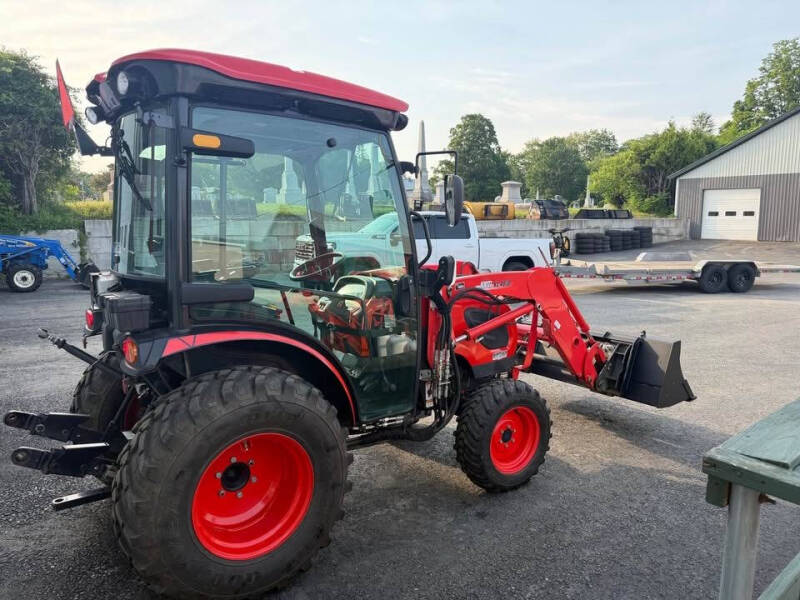 2023 Kioti CK 3510 tractor w/cab + loader