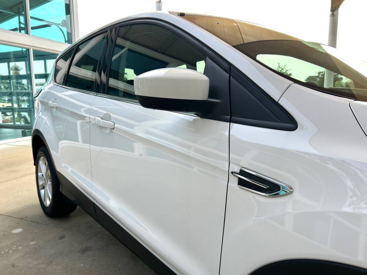 2017 Ford Escape 17