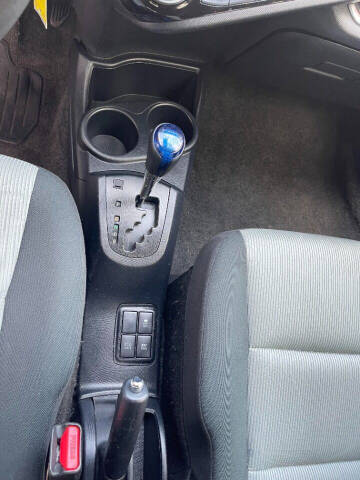 2017 Toyota Prius c Two