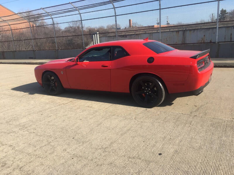 2020 Dodge Challenger SRT photo 13