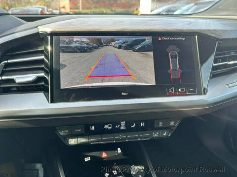 2024 Audi Q4 e-tron quattro Premium 50