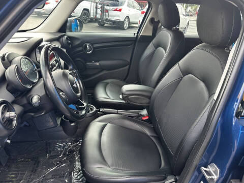 2016 MINI Hardtop 4 Door Cooper
