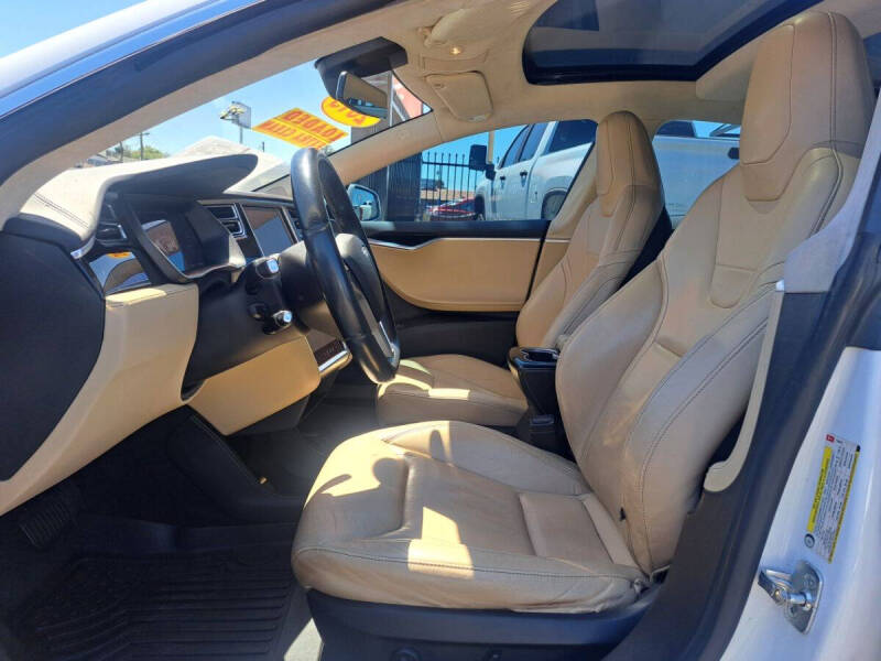 2015 Tesla Model S
