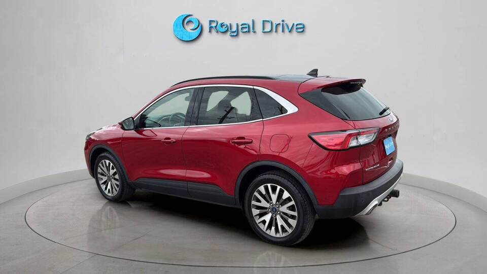 2020 Ford Escape Titanium - Photo 5