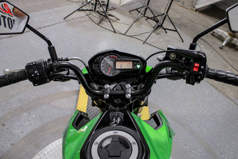 2017 Kawasaki Z125 Pro