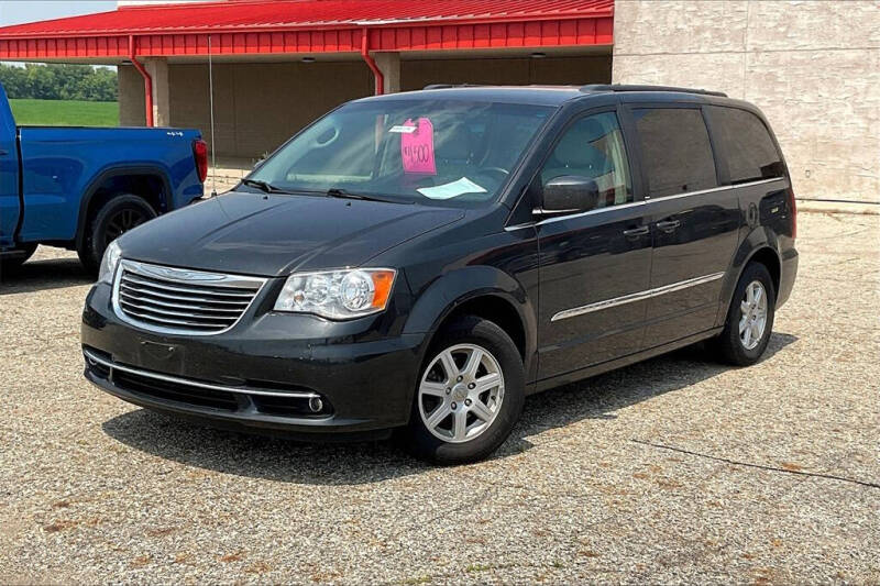 Used 2012 Chrysler Town & Country Touring with VIN 2C4RC1BG3CR187372 for sale in Montevideo, Minnesota