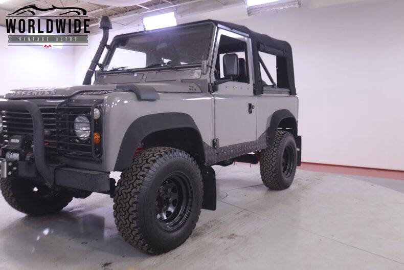 1984 Land Rover Defender