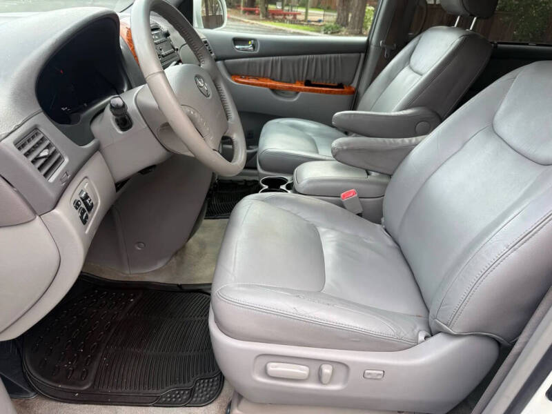2009 Toyota Sienna