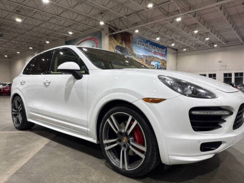 2013 Porsche Cayenne GTS