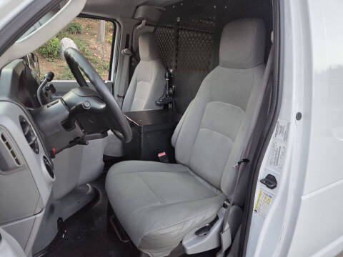 2013 Ford E-Series E-150