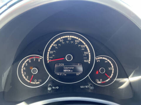 2013 Volkswagen Beetle Turbo Fender Edition