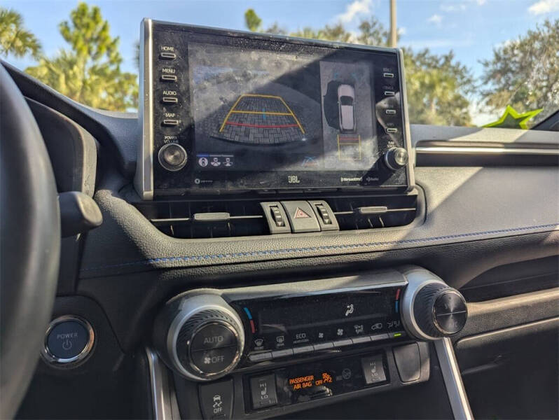 2022 Toyota RAV4 Hybrid XSE