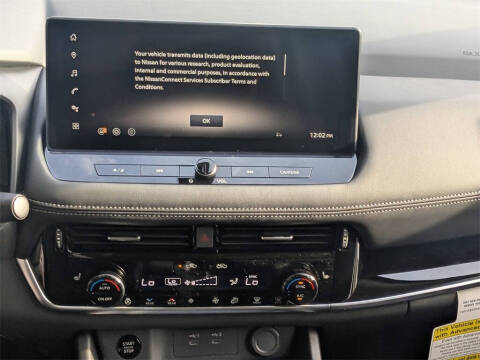 2025 Nissan Rogue SL