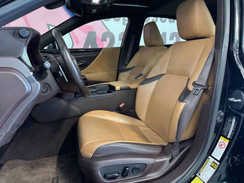 2019 Lexus ES 350