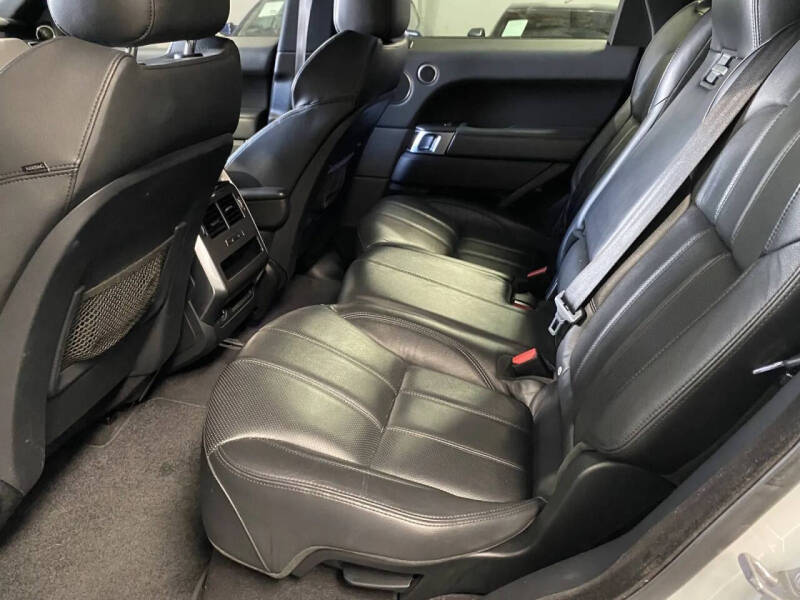 2015 Land Rover Range Rover Sport SE