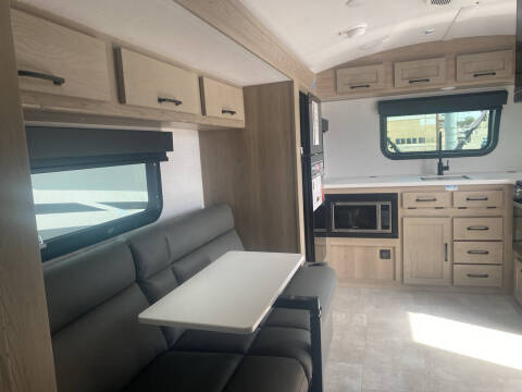 2025 Flagstaff E-PRO 20FK