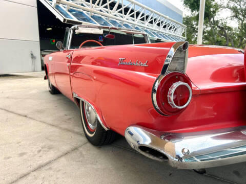 1956 Ford Thunderbird