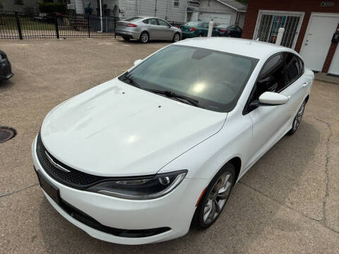 2015 Chrysler 200 S