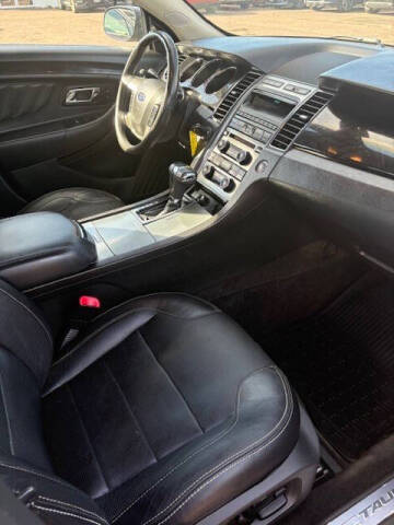 2011 Ford Taurus Limited