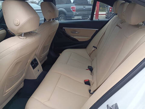 2017 BMW 3 Series 330e iPerformance