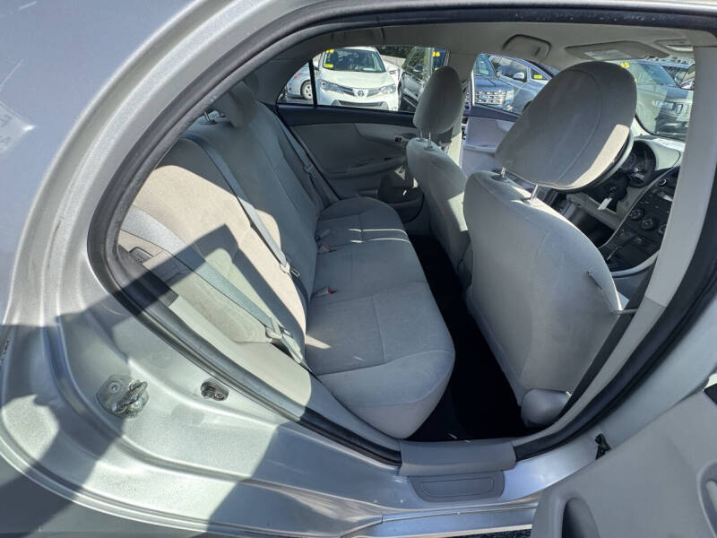 2013 Toyota Corolla LE