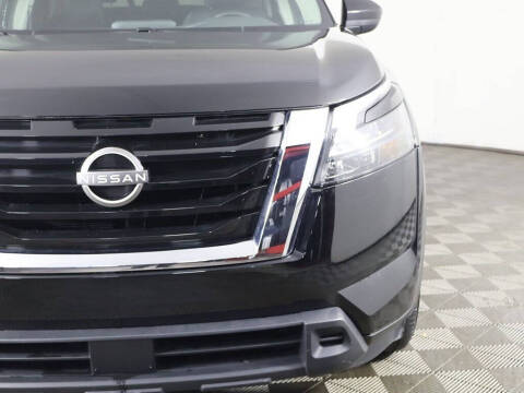 2024 Nissan Pathfinder S