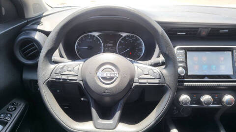 2024 Nissan Kicks S