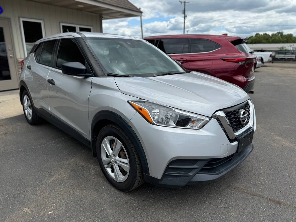 2020 Nissan Kicks for sale at Legit Motors in Elkhart, IN