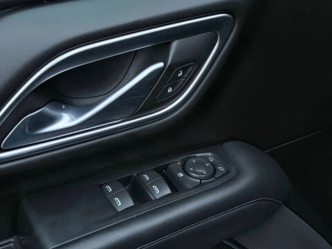 2024 Chevrolet Suburban LS