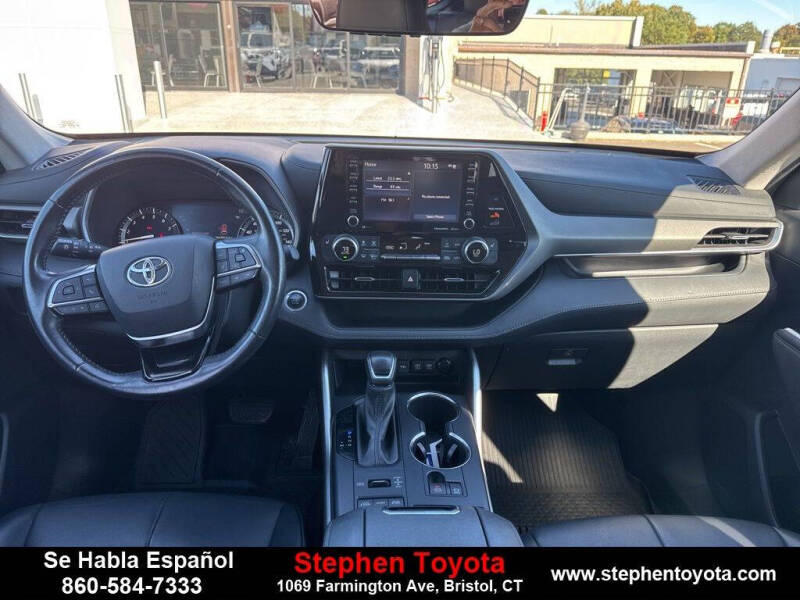 2021 Toyota Highlander XLE