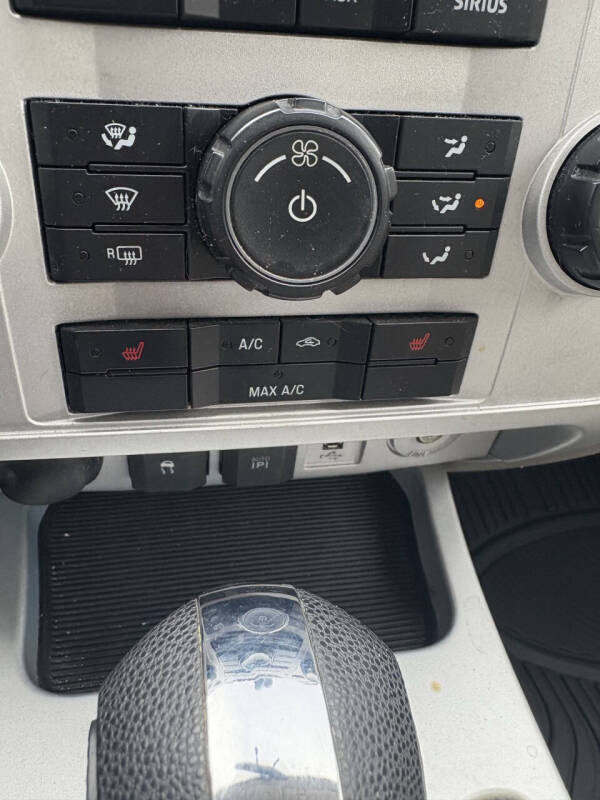 2010 Mercury Mariner Premier V6