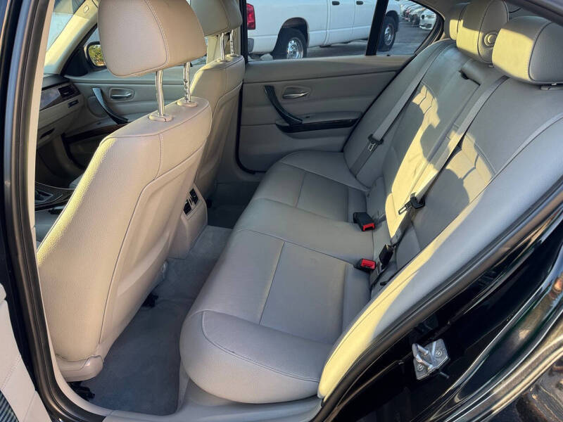 2011 BMW 3 Series 328i