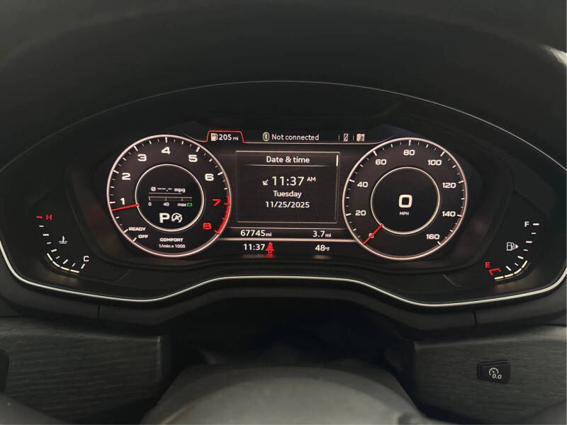 2017 Audi A4 2.0T quattro Premium Plus