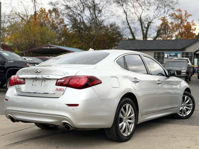 2015 Infiniti Q70 3.7
